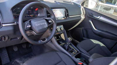 Škoda Karoq 1.5 TSI Extra (pohľad do interiéru)