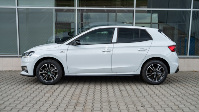 Škoda Fabia 1.5 TSI Monte Carlo (pohľad zboku)