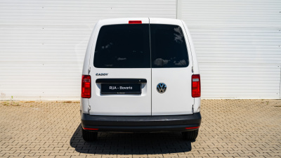VW Caddy Cargo Maxi 2.0 TDI (pohľad do interiéru)