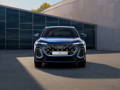 AUDI Q5 2.0 TDI Quattro (pohľad zboku)