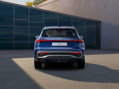 AUDI Q5 2.0 TDI Quattro (pohľad spredu)