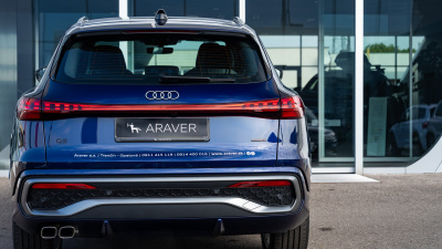 AUDI Q5 2.0 TDI Quattro (pohľad do interiéru)