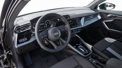 AUDI A3 Limousine 1.5 TFSI (pohľad zboku)