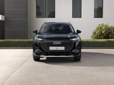 AUDI Q3 1.5 TFSI (pohľad zboku)