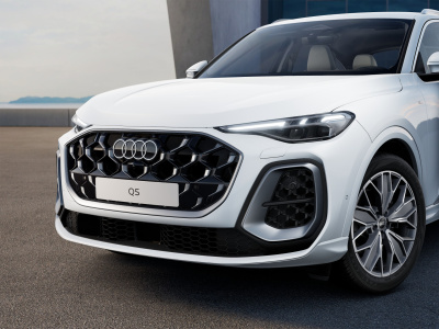AUDI Q5 Sportback 2.0 TFSI Quattro (pohľad spredu)