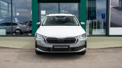 Škoda Octavia Combi 2.0 TDI Extra (pohľad zozadu)