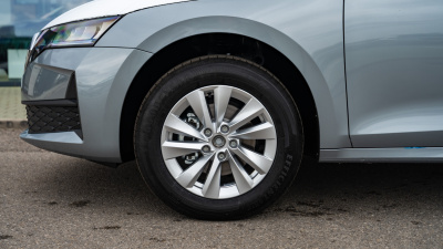 Škoda Octavia Combi 2.0 TDI Extra (pohľad do interiéru)