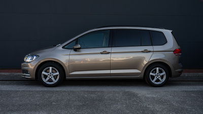 Volkswagen Touran 1.4 TSI Comfortline (pohľad zboku)