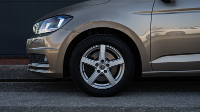 Volkswagen Touran 1.4 TSI Comfortline (pohľad do interiéru)