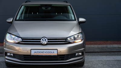 Volkswagen Touran 1.4 TSI Comfortline (pohľad do interiéru)