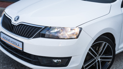 Škoda Rapid  1.2 TSI  (pohľad do interiéru)