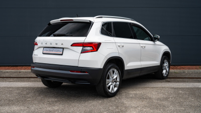 Škoda Karoq 1.5 TSI JOY Plus (pohľad spredu)