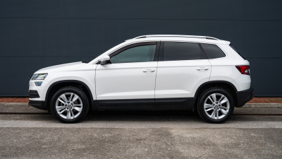 Škoda Karoq 1.5 TSI JOY Plus (pohľad zozadu)