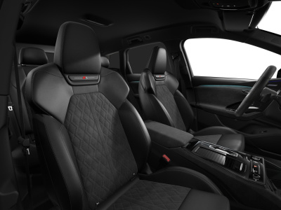 AUDI Q6 e-tron Quattro (pohľad spredu)