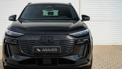 AUDI Q6 e-tron Quattro (pohľad do interiéru)
