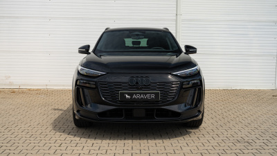 AUDI Q6 e-tron Quattro (pohľad do interiéru)