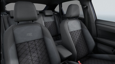 VW Taigo 1.5 TSI R-Line Limited (pohľad do interiéru)