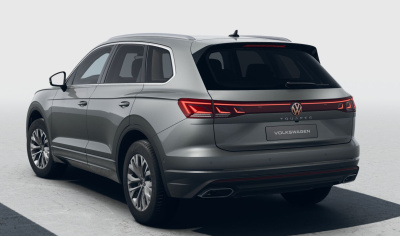 VW Touareg 3.0 TDI Premium Limited (pohľad zozadu)