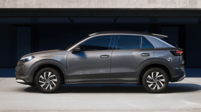 VW T-Roc 1.5 eTSI Trend (pohľad zboku)