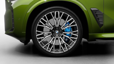 BMW X5 40d xDrive (pohľad spredu)