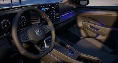 VW T-Roc 1.5 eTSI R-Line Limited (pohľad do interiéru)