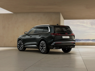 AUDI Q7 3.0 TDI Quattro (pohľad do interiéru)