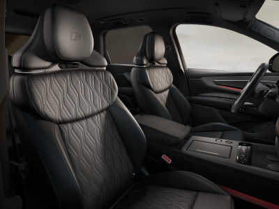 AUDI Q7 3.0 TDI Quattro (pohľad do interiéru)