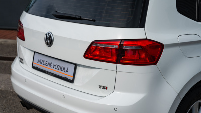 VW Golf Sportsvan 1,4 TSI DSG (pohľad do interiéru)