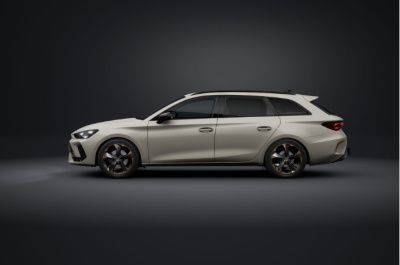 CUPRA Leon SP 2.0 TSI 4x4 (pohľad zboku)