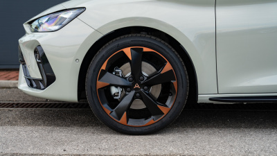 CUPRA Leon SP 2.0 TSI 4x4 (pohľad do interiéru)