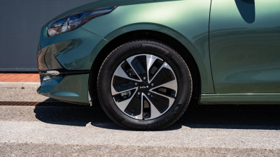 Kia Ceed 1.5 T-GDi Gold (pohľad do interiéru)