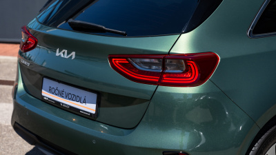 Kia Ceed 1.5 T-GDi Gold (pohľad do interiéru)