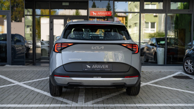 Kia Sportage 1.6 T-GDi 7DCT Silver (pohľad spredu)