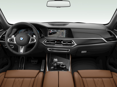 BMW X5 45e xDrive (pohľad spredu)