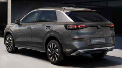 VW T-Roc 1.5 eTSI Limited (pohľad zozadu)