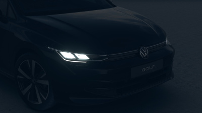 VW Golf Variant 1.5 eTSI Limited (pohľad spredu)