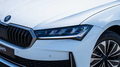 Škoda Superb 1.5 TSI Selection (pohľad do interiéru)