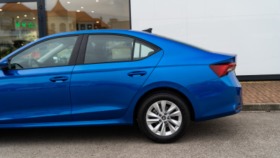 Škoda Octavia 1.5 TSI Extra (pohľad do interiéru)