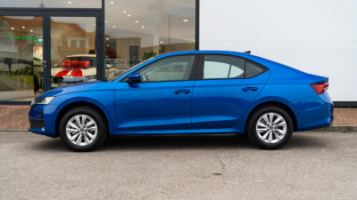 Škoda Octavia 1.5 TSI Extra (pohľad do interiéru)