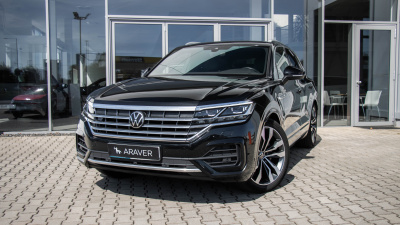 VW TOUAREG 3.0 V6 TDI R-Line (základný pohľad)
