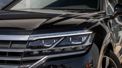 VW TOUAREG 3.0 V6 TDI R-Line (pohľad zboku)
