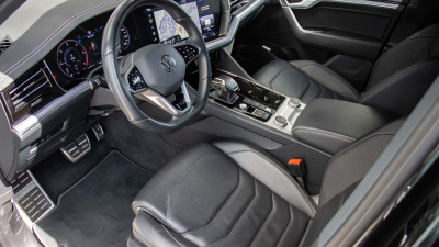 VW TOUAREG 3.0 V6 TDI R-Line