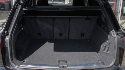 VW TOUAREG 3.0 V6 TDI R-Line