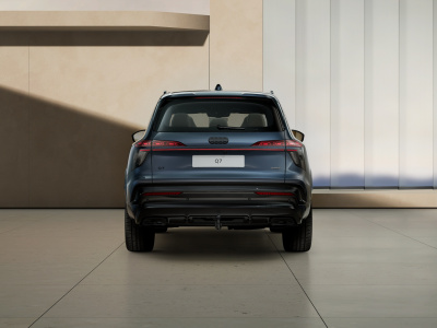 AUDI Q7 3.0 TDI Quattro  (pohľad do interiéru)