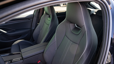 Škoda Superb  2.0 TSI Sportline 4x4 (pohľad do interiéru)