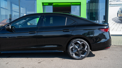 Škoda Superb  2.0 TSI Sportline 4x4