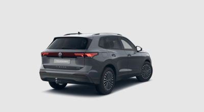 VW Tiguan Limited 1.5 eTSI (pohľad do interiéru)