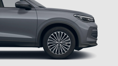 VW Tiguan Limited 1.5 eTSI (pohľad do interiéru)