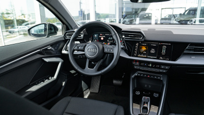 AUDI A3 Limousine 1.5 TFSI (pohľad do interiéru)