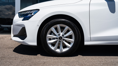 AUDI A3 Limousine 1.5 TFSI (pohľad do interiéru)